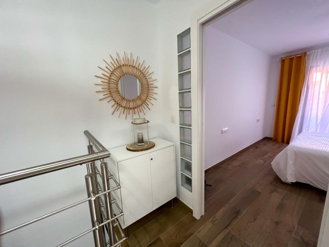 Apartamento En Cala Manzanera カルプ エクステリア 写真